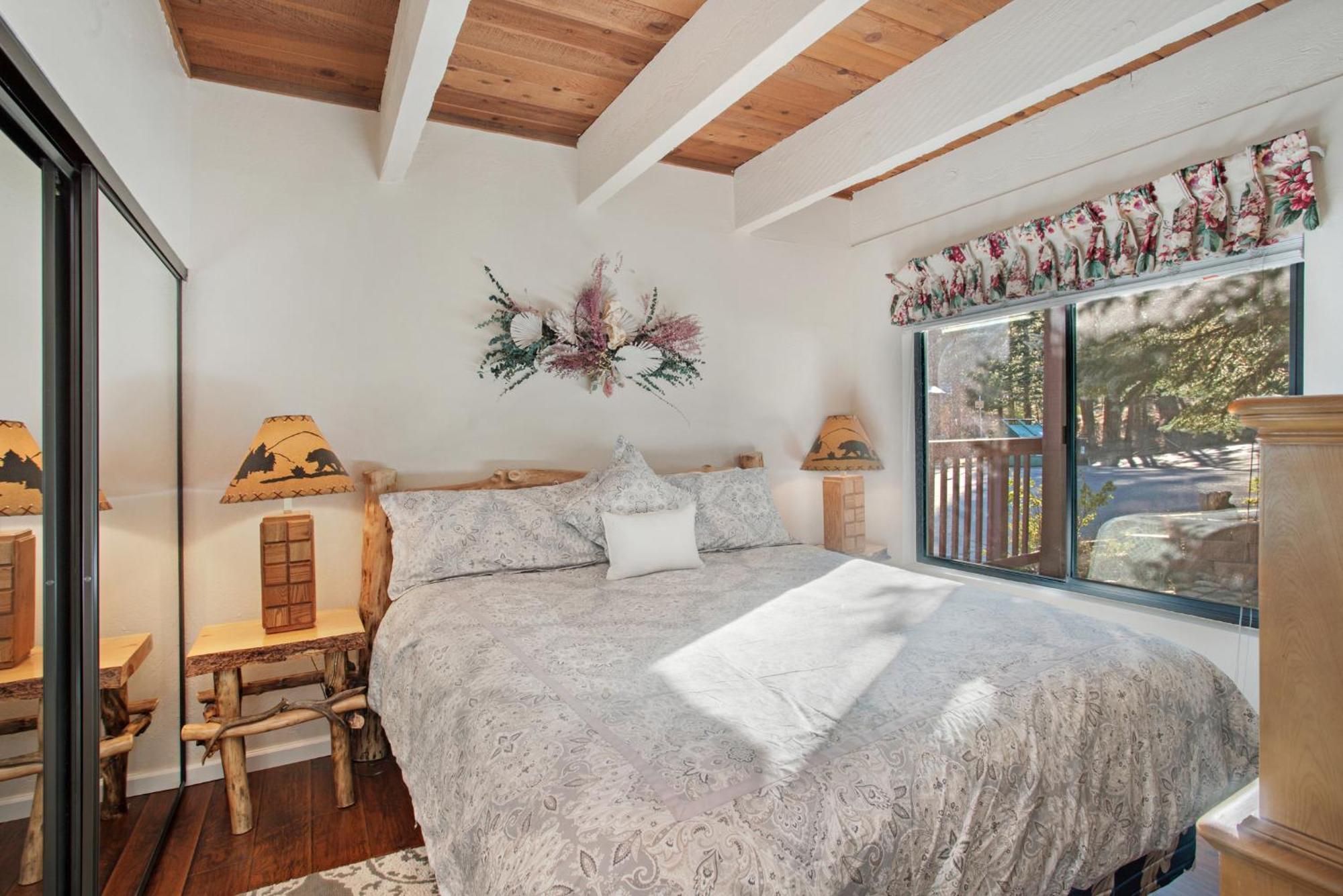 Val D'Isere At The Village By 101 Great Escapes Mammoth Lakes Room photo